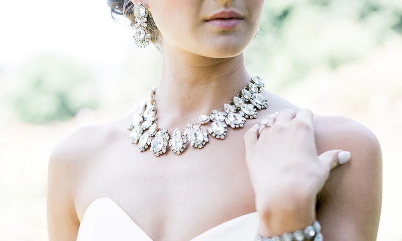 Four Tips for Bridal Wedding Jewelry Matching